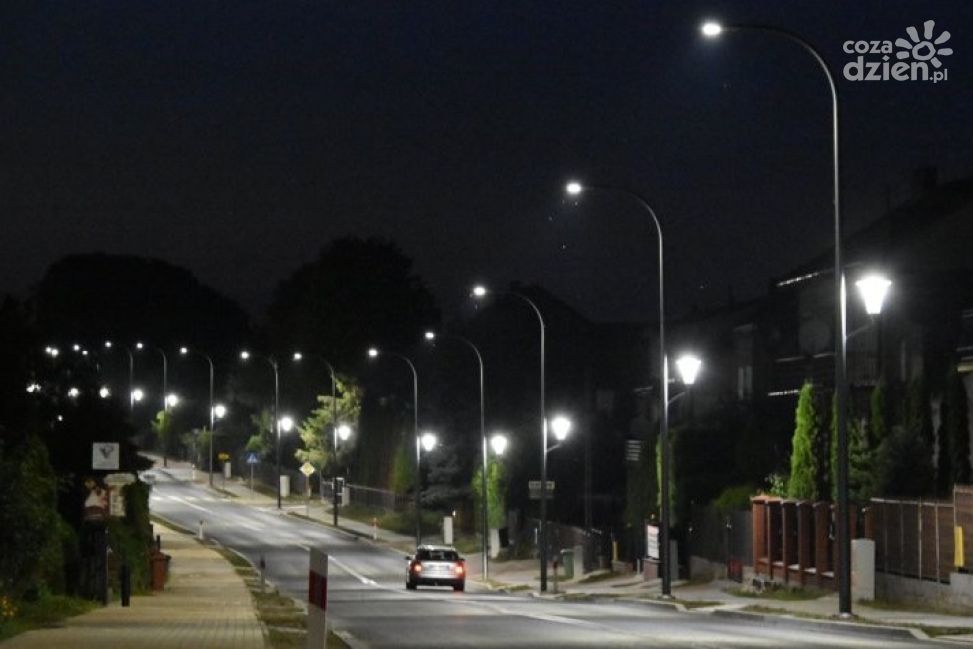Ciechanów wymieni lampy uliczne na LED-y – oszczędność energii i niższe rachunki