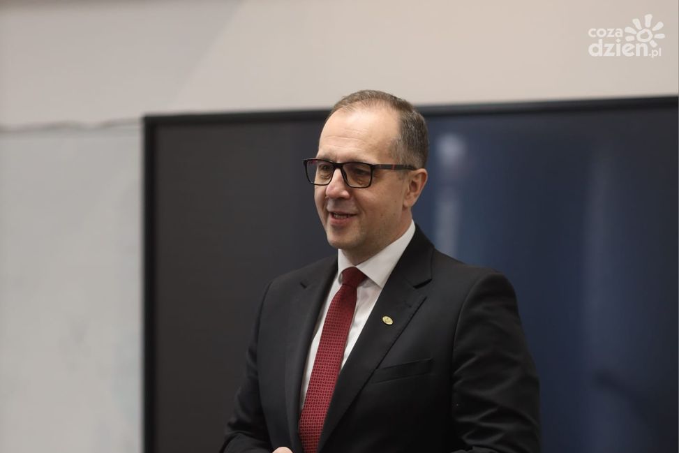 Adam Krzemiński: Pełna mobilizacja!