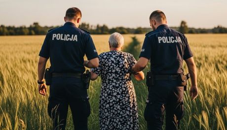 Policja uratowała 87-latkę. Seniorka zaginęła w wysokiej trawie