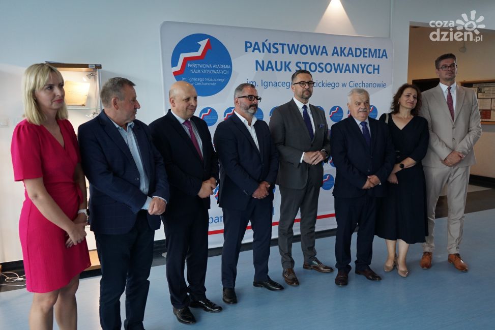 Minister nauki Marcin Kulasek z wizytą w PANS Ciechanów. Padły ważne deklaracje wsparcia