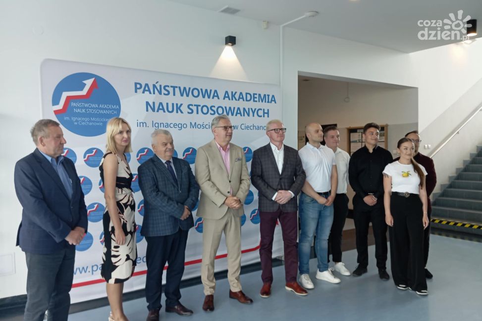 PANS Ciechanów i Port Lotniczy Olsztyn-Mazury łączą siły. Studenci zyskają praktyki i szansę na pracę