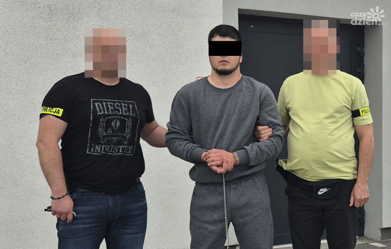 Oszust zatrzymany. Obywatel Uzbekistanu okradł seniorów na ponad 130 000 złotych