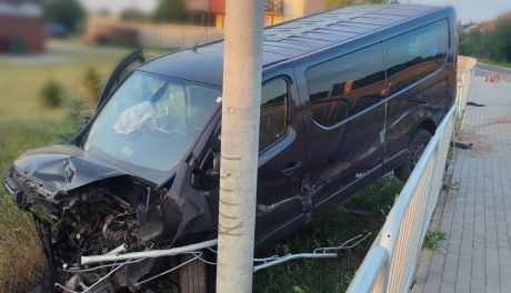 Pijany kierowca busa staranował barierki w Turzy Wielkiej. Miał ponad 2 promile